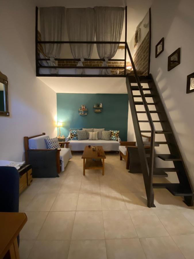 Small Cosy House Lavrion Apartment Екстериор снимка