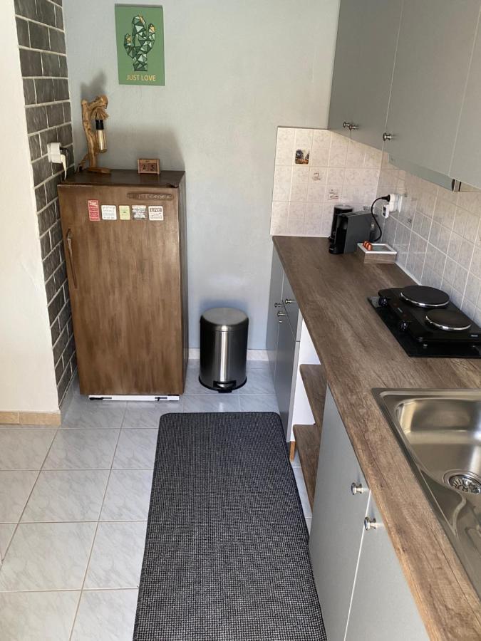Small Cosy House Lavrion Apartment Екстериор снимка